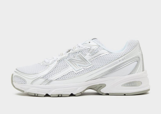 New Balance 740